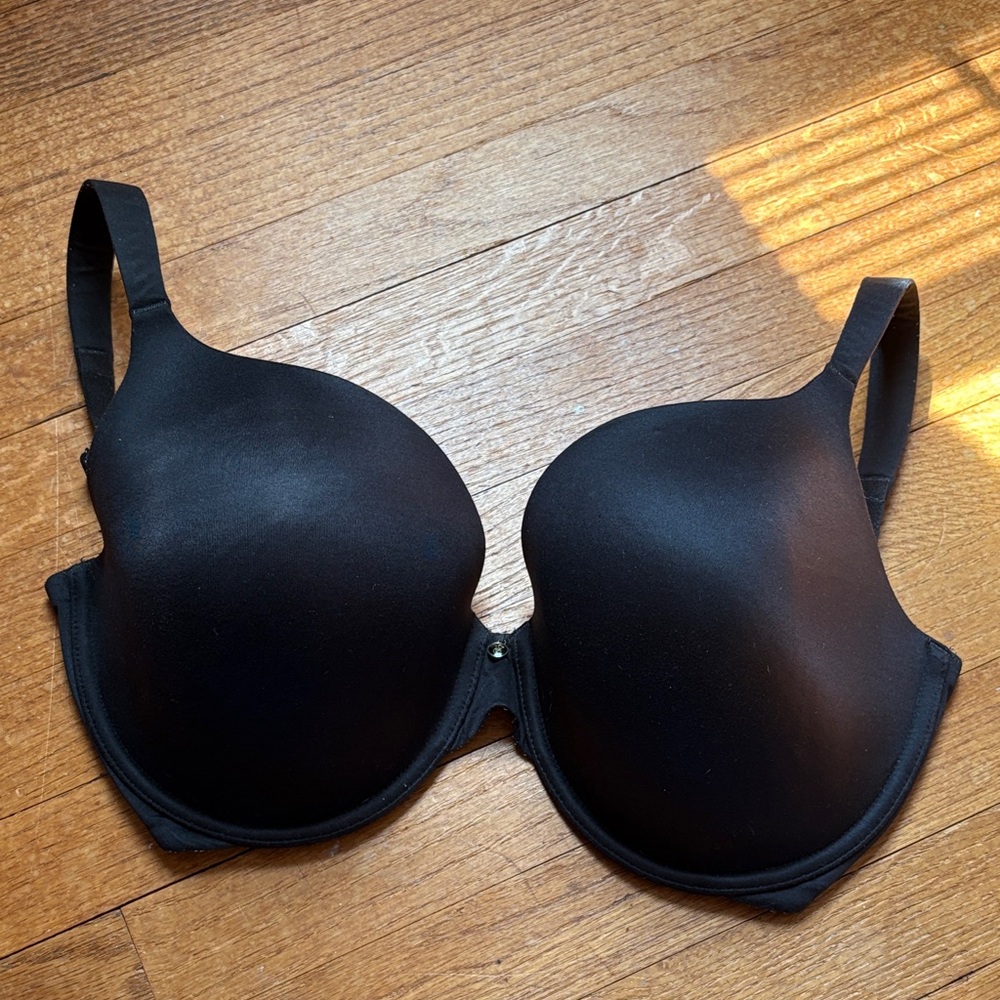 Victoria's Secret lined perfect coverage Black Bra